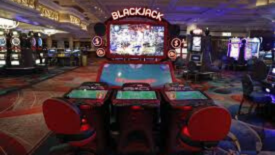 are casinos open in las vegas